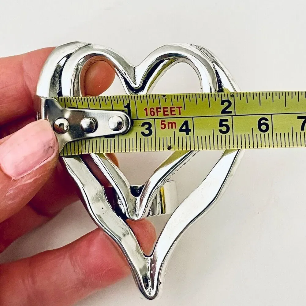 NWT Gorgeous Huge Big Silver Thick Heart Shaped Shiny Ring OS Adustable One Size